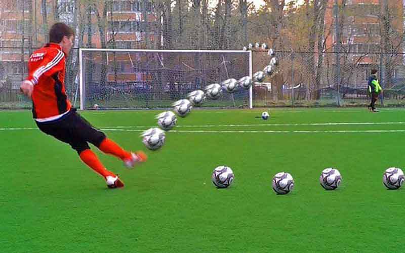 cách sút bóng bổng đơn giản và đúng kỹ thuật