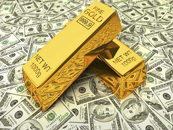 Mối quan hệ giữa vàng và lãi suất như thế nào?