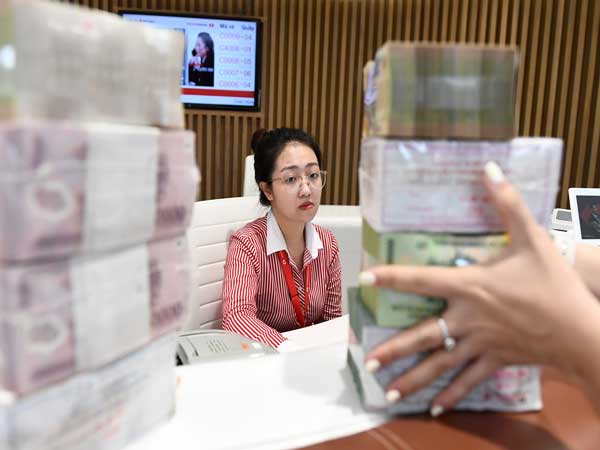 Rút tiền trước kỳ hạn có được lãi không?