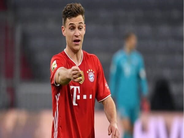 Joshua Kimmich là 1 trong những tiền vệ phòng ngự hay nhất thế giới