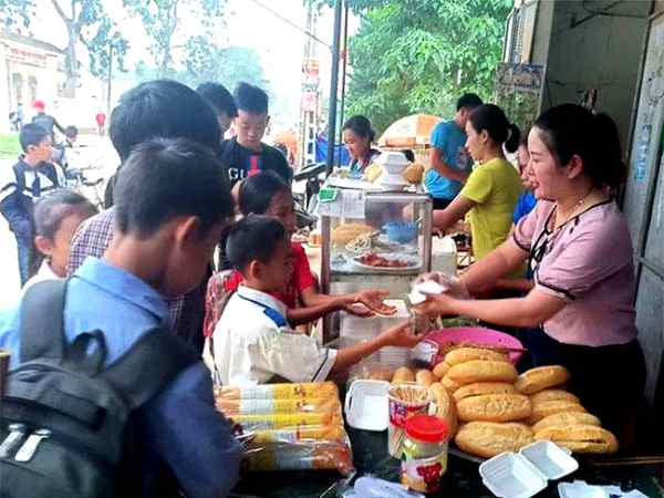 Hiểu Rõ Thị Trường và Đối Tượng Khách Hàng