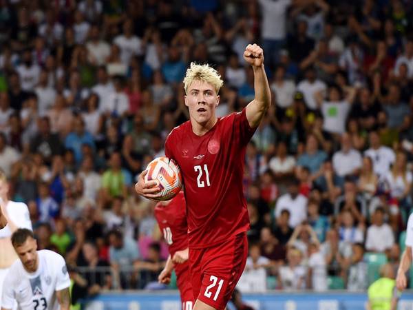 Phong cách chơi bóng của cầu thủ Rasmus Hojlund