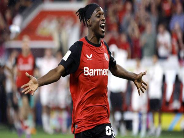 Sự quan tâm từ Real Madrid và quyết định của Frimpong