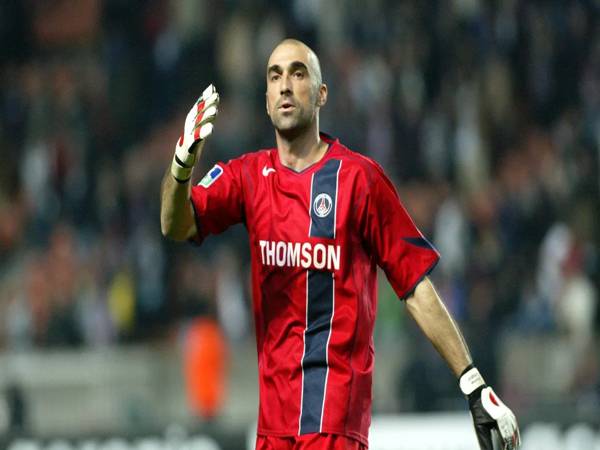 Jérôme Alonzo thủ môn PSG giai đoạn chuyển giao