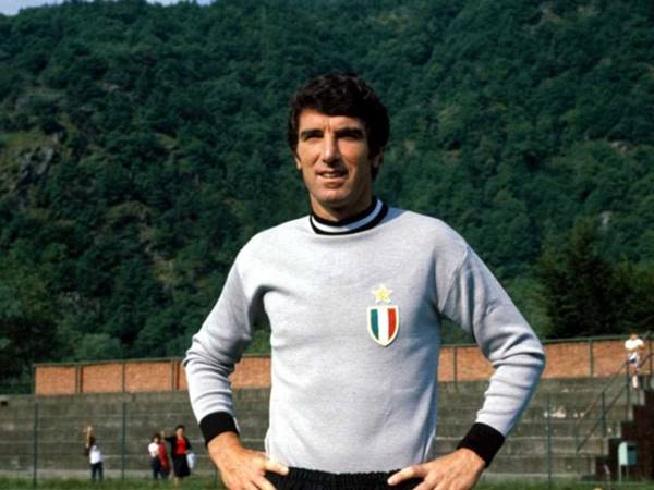 thủ môn của Juventus vĩ đại nhất mọi thời đại
